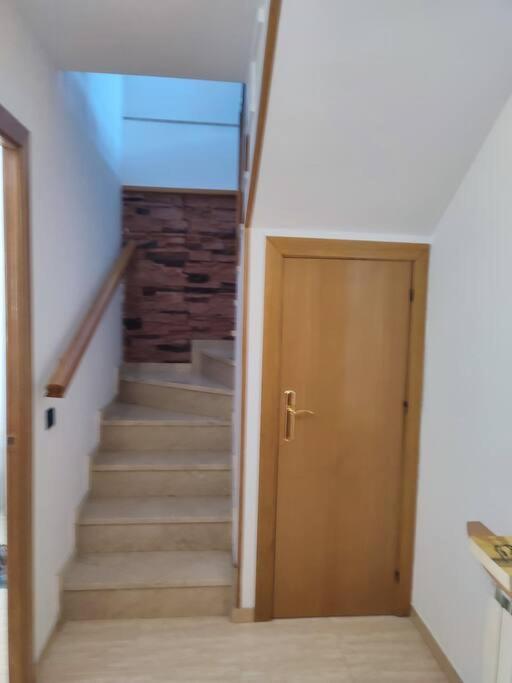 Duplex Con Piscina En Rubi Apartment Exterior photo